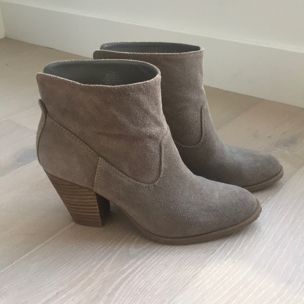 Nine West suede booties